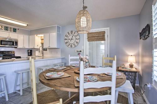 Oceanfront Gulf Shores Condo about 2 Mi to The Hangout! - image 6
