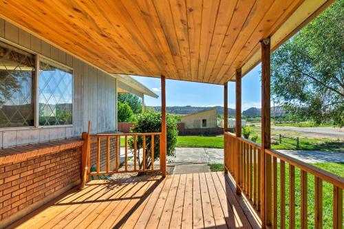 Cottage Near Bryce Canyon and Zion National Parks! in แคนนอนวิลล์(ยูท่าห์)