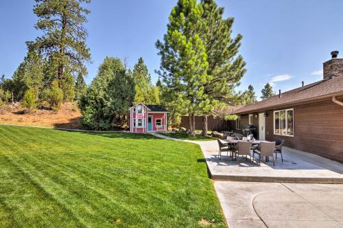 Luxe Bryce Canyon Home with Fireplace Patio and Grill - image 2