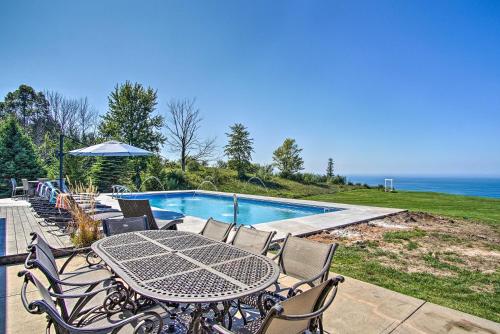 7-Acre Coastal Michigan Home with Hot Tub and Sauna!