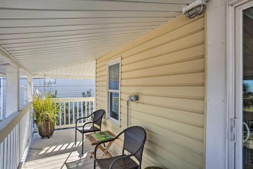 Old School Fernandina Beach Duplex with Ocean View! - image 2
