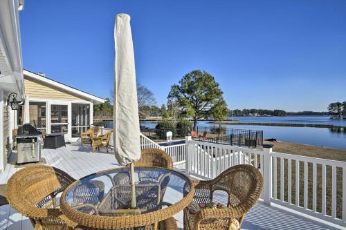 Carolina Lakes Family Home with Pool Kayaks and Dock! - image 12