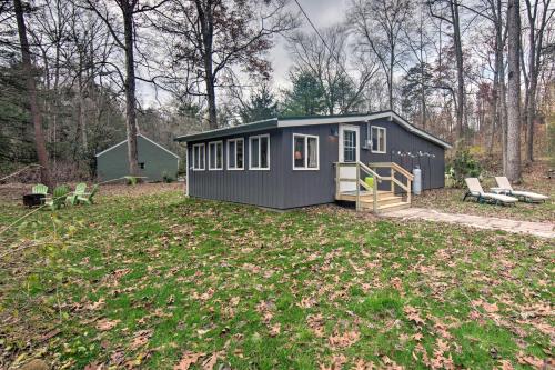 Creekside Stoney Cabin with 180 Ft of River Frontage - Dauphin