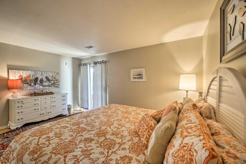 Branson Condo with Patio and Pool Access on Golf Course - image 34