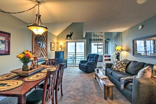 Bears Den in the Sky Condo Less Than 4 Mi to Gatlinburg in Gatlinburg, USA