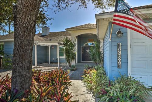 . Charming Vero Beach House, 300 Ft to Private Beach