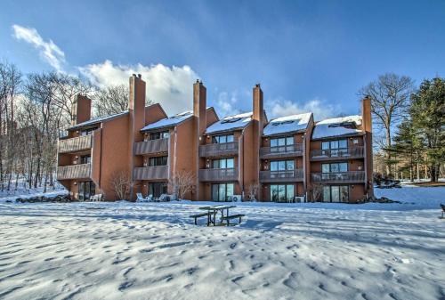 Ski Condo with Pool - Mins to Story Land and Attitash! - image 6