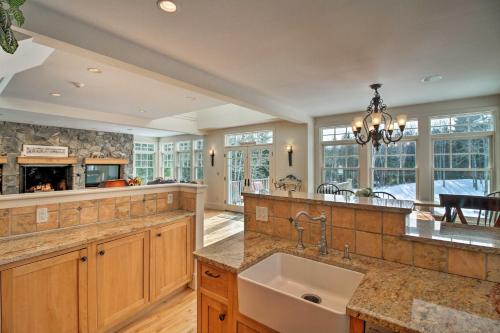 Secluded Home, 7 Mins to Stratton Mountain Resort in Vermont Ventures, USA