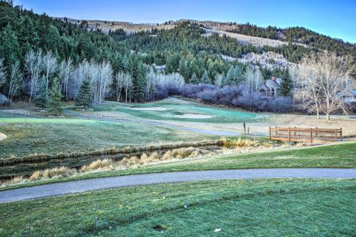 VIEW! 3BR Btwn Vail and Beaver Creek On Golf Course - image 6