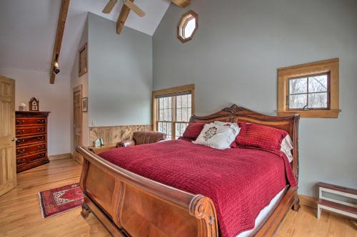 Architect-Designed Franconia Home Hot Tub and Views Architect-Designed Franconia Home Hot Tub and Views