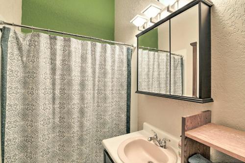 Mountain-View Condo at the Base of Alyeska Resort! - image 4