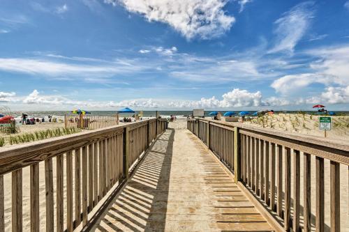 Hilton Head Island Condo with Pool and Beach Access! - image 9