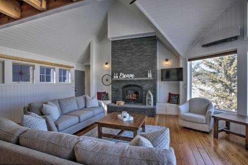 Lakefront Home with Pvt Dock in Coeur dAlene Area! - image 9