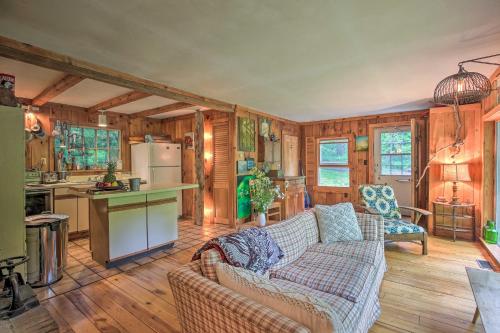 The Mill River Cabin with Fireplace and River View! in Mill River, USA