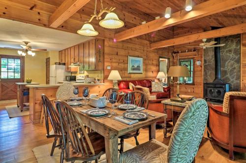 Lakefront Milledgeville Cabin Private Dock, Porch in Resseaus Crossroads, USA