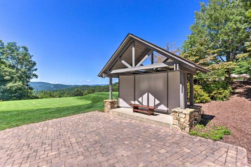 Cantrell Cottage Cozy Getaway with Smoky Mtn Views