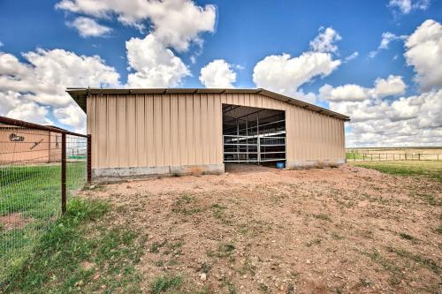 Rustic Studio 2 Miles to Village of Elgin Winery! - image 4