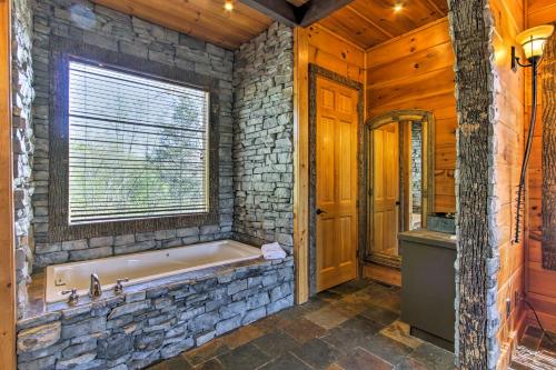 Castle in the Smokies Mtn View and Private Hot Tub! - image 6