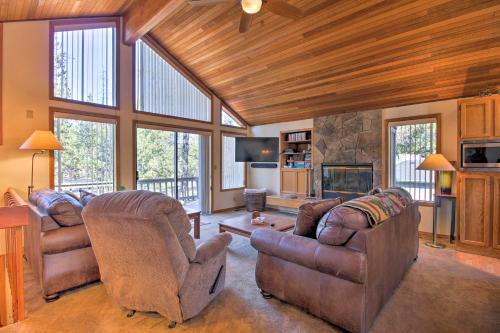 Sunriver Home w/ Hot Tub & 8 SHARC Passes, Sunriver (foto 10)