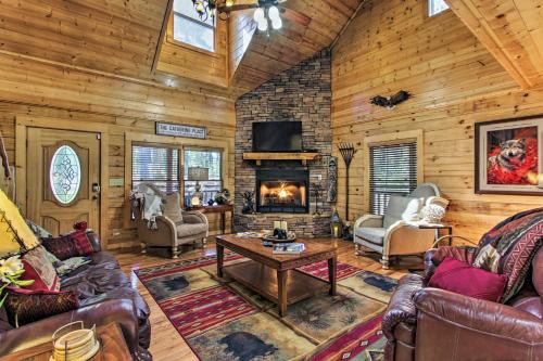 Quiet Cabin with Porch and Hot Tub 6Mi to Pigeon Forge - image 2