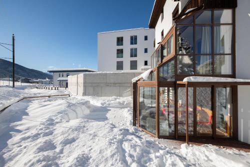 Agrimonia - 5,5-Zi Duplex Wohnung bis 9 Personen mit eigenem Garten - Apartment - Davos