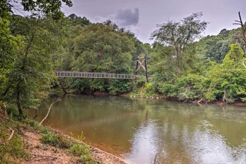 Lightning Bug Lodge at Coosawattee River Resort!