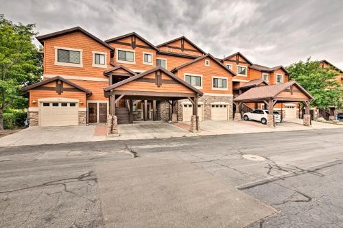 Renovated Condo 8 Miles to Snowbasin Ski Resort! in Huntsville (UT)