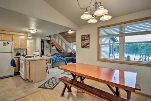 Lakefront Home with Seasonal Dock - 2 mi to Skiing! Lakefront Home with Seasonal Dock - 2 mi to Skiing!