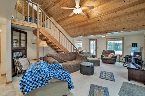 Lakefront Home with Seasonal Dock - 2 mi to Skiing! Lakefront Home with Seasonal Dock - 2 mi to Skiing!