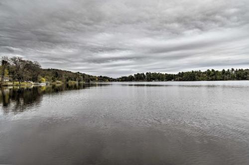 Lakefront Home with Seasonal Dock - 2 mi to Skiing! Lakefront Home with Seasonal Dock - 2 mi to Skiing!
