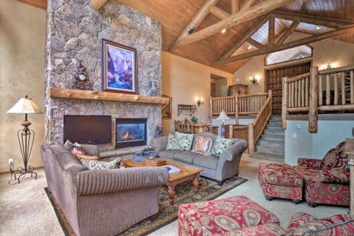 Luxury Lodge on Blue River and Breck Shuttle Route! - image 2