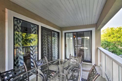 Condo with Pool Access - 5 Mins to Table Rock Lake! - image 3