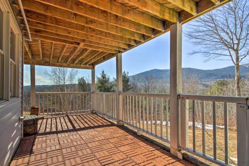 Hot Tub & Moat Mtn Views: North Conway Townhouse in Hales Location (NH)