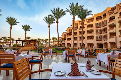 Continental Hotel Hurghada - image 2