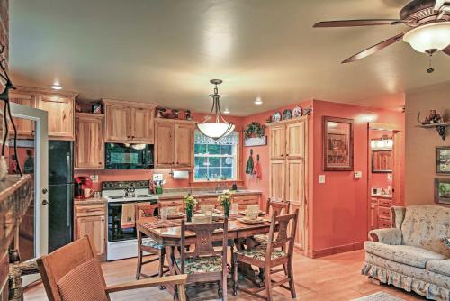 Secluded Birnamwood Cottage w/ Deck & River Views! in Wittenberg (WI)