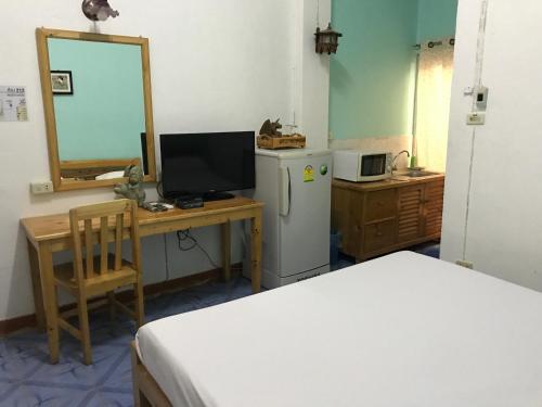 room detail thumbnail 1