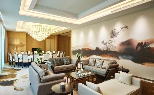 Crowne Plaza Nanning City Center, an IHG Hotel