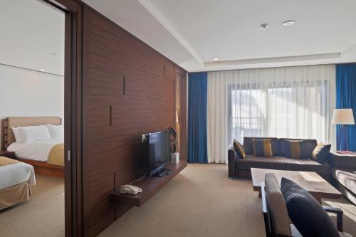 Terrace Suite Room