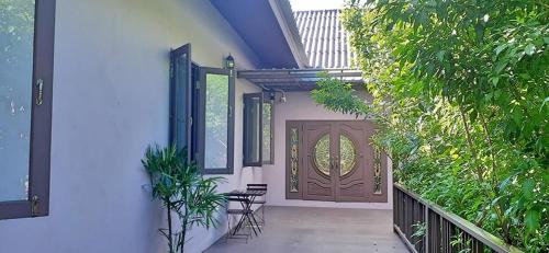 Thanburi Resort photo