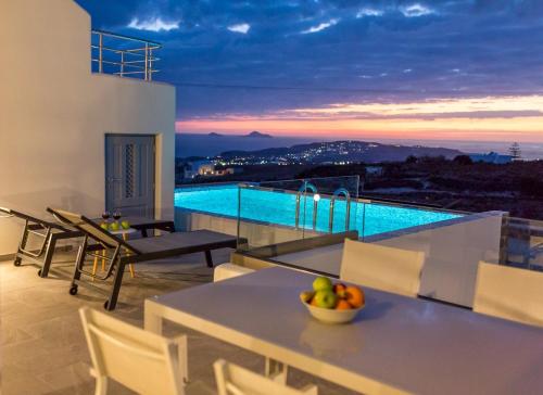 Luxe Maroussi Villas Santorini