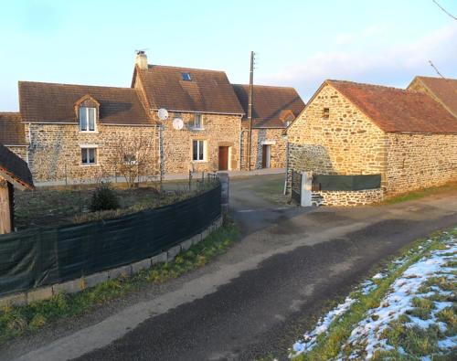 La Croix Passais gîte à louer Saint-Aubin-Fosse-Louvain