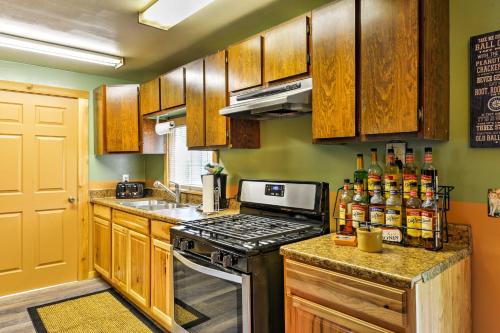 Peaceful, Quiet Seward Apt with Back Yard and Mtn Views, Seward (fotografie 9)