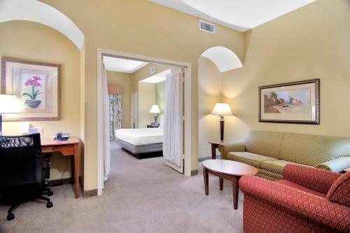 Holiday Inn Express Hotel & Suites DFW West - Hurst, an IHG Hotel