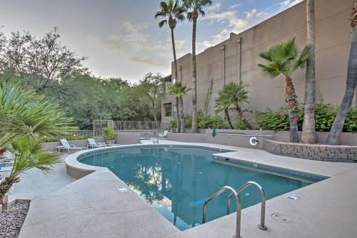 Pet-Friendly Tucson Condo with Shared Pool and Hot Tub - image 4