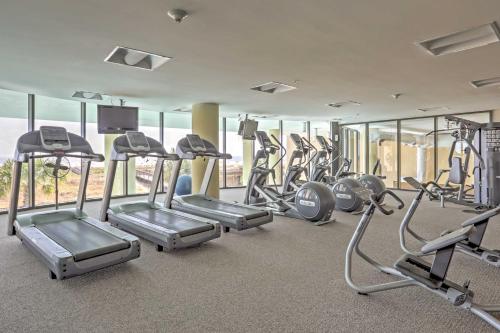 Beachfront Bliss on Dauphin Island with Pool Access! - main image