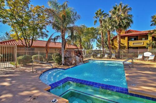 Condo with Pool Access Less Than 4 Mi to Bellair Golf Club!