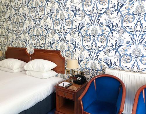 Penventon Park Hotel - Tap to explore photos