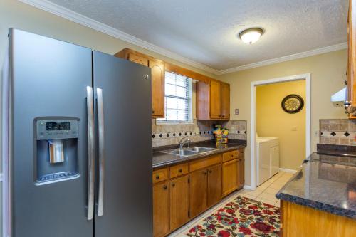 Charming Nashville Home Near Restaurants and Bars! - image 10