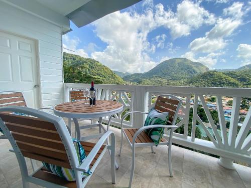 מרפסת, Sugarmon Villas in סאופרייר