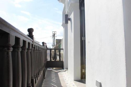 Modern Living In Old Town - Calle Luna OSJ